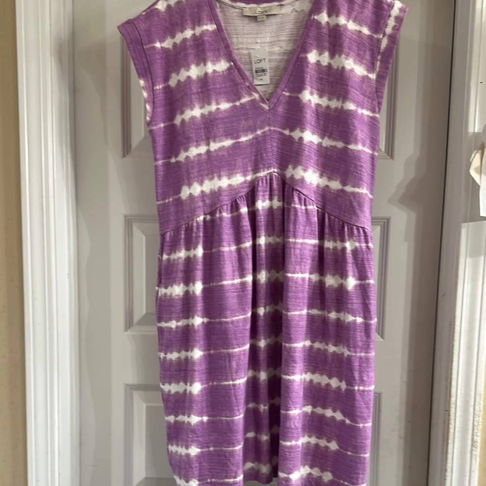 LOFT Lavender and White V-Neck Top